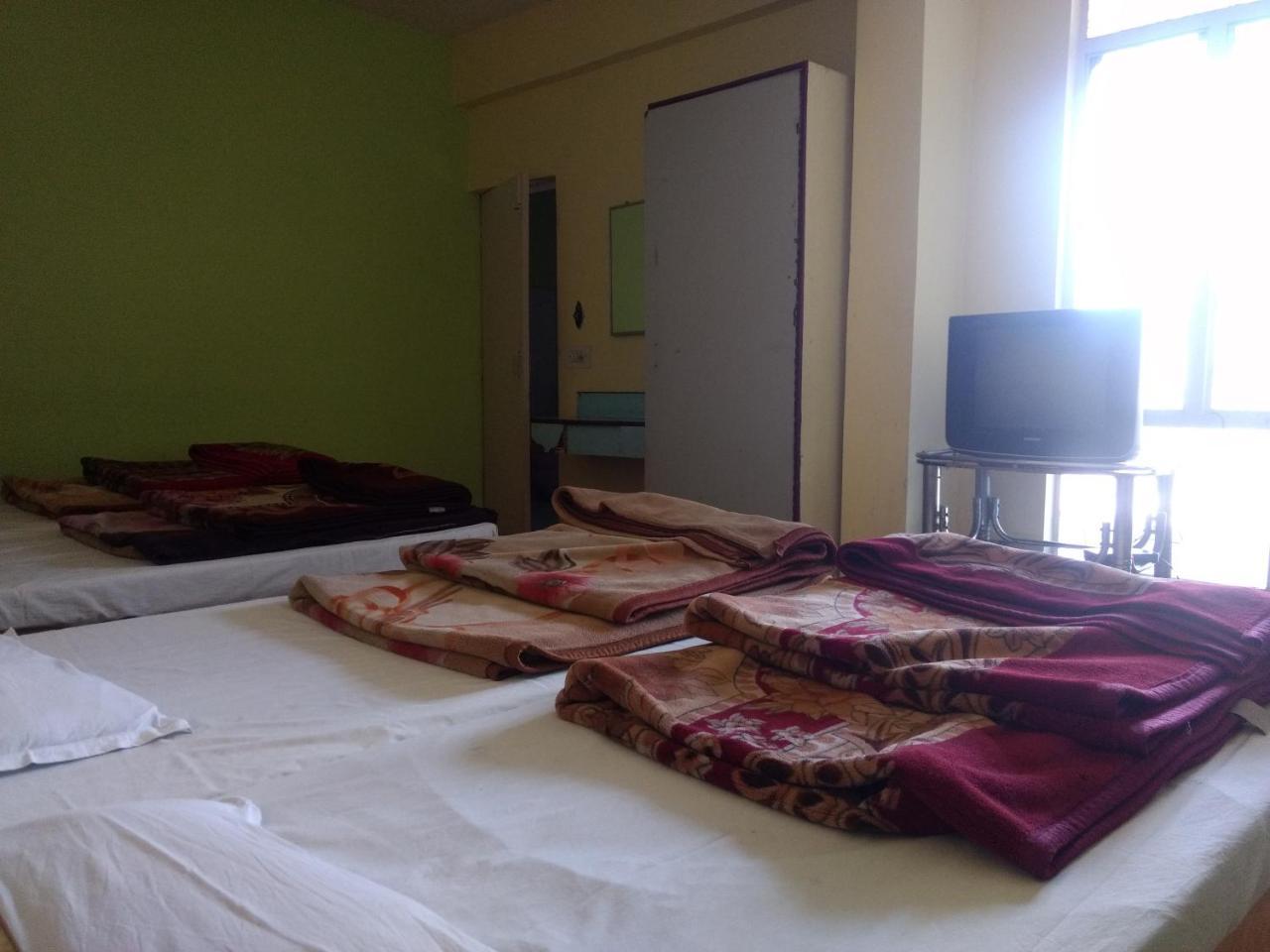 Hotel Shivlok Rishīkesh Zewnętrze zdjęcie